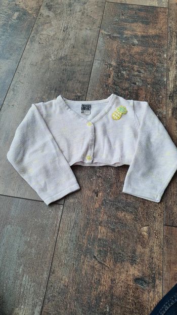 Gilet tao 18 mois en très bon état