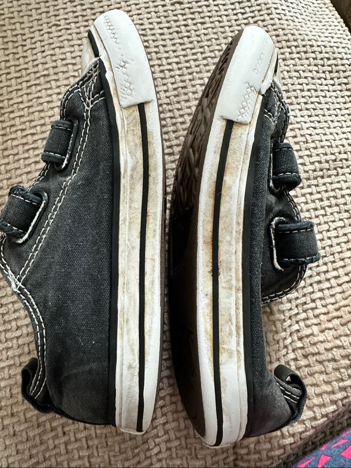 Converse enfant taille 26 - photo numéro 7