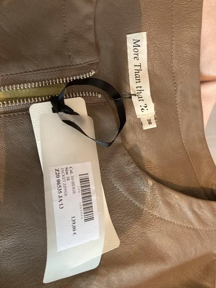 Veste en similicuir - photo numéro 4