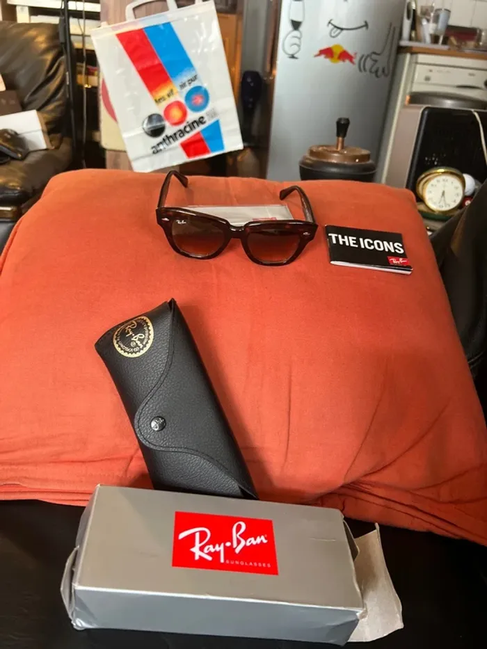 Lunettes de soleil officiel Ray-Ban 2025 édition limitée rare - photo numéro 8