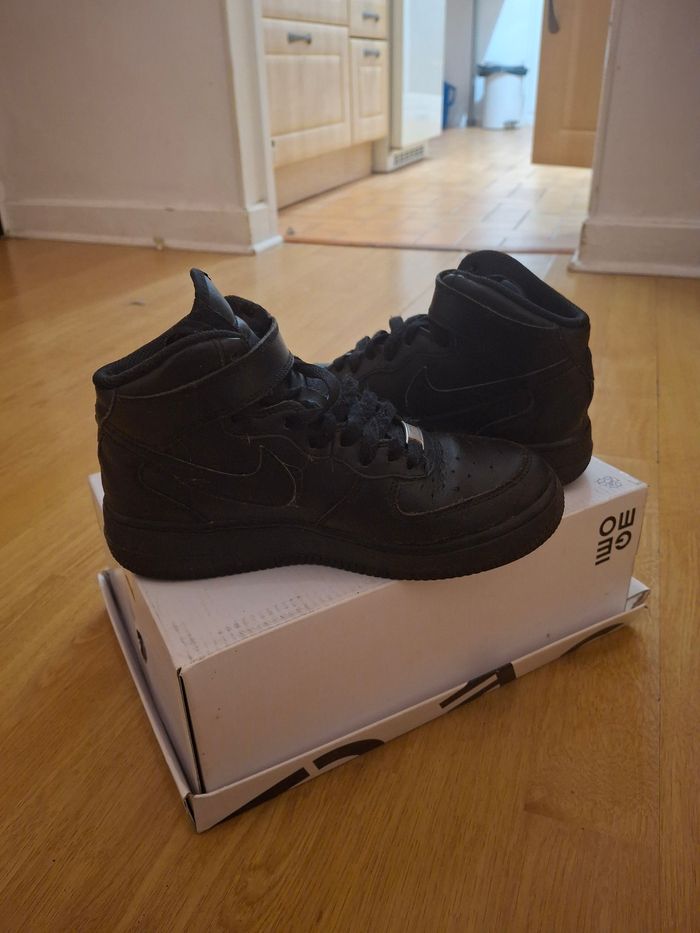 Nike Air Force 1 Mid