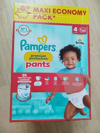 Pampers premium protection pants taille 4