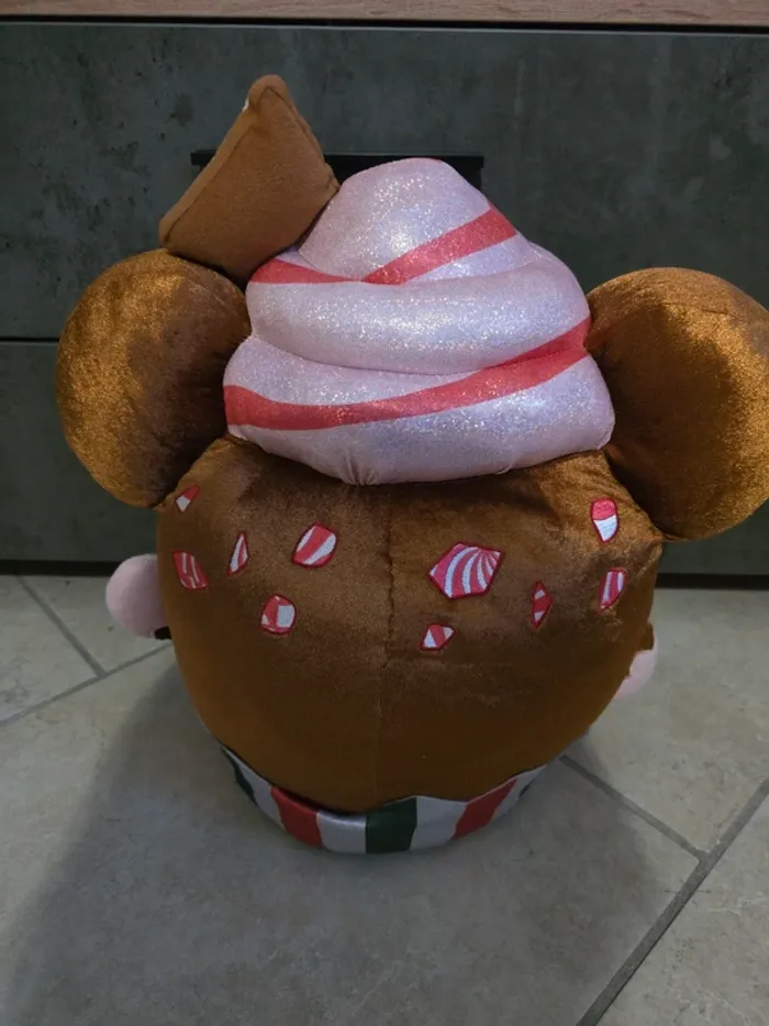peluche mickey cupcake 46 cm Munchlings Disney - photo numéro 2