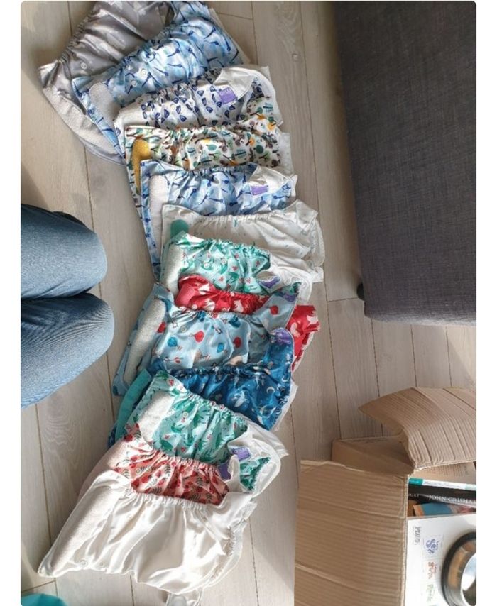 22 couches lavables + insert + voiles + sac à couche - photo numéro 2