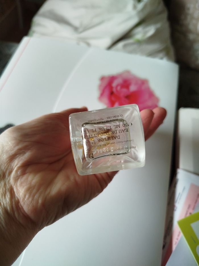 Un flacon vide de parfum Salvador Dali - photo numéro 2