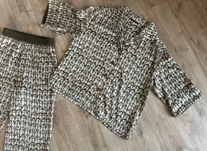 Sisley ensemble pantalon + haut chemise imprimée taille 38 - photo numéro 3