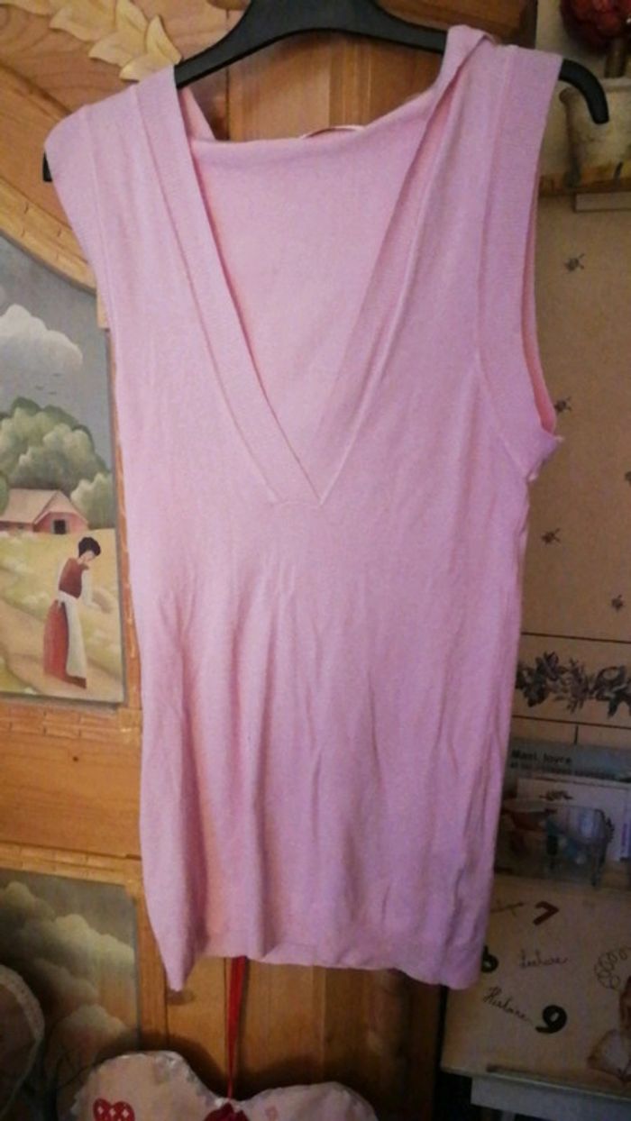 Pull rose avec capuche