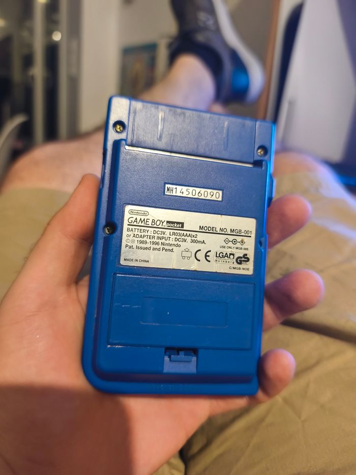 GameBoy pocket Violette - photo numéro 3