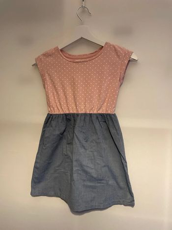 Robe 6/7 ans gap