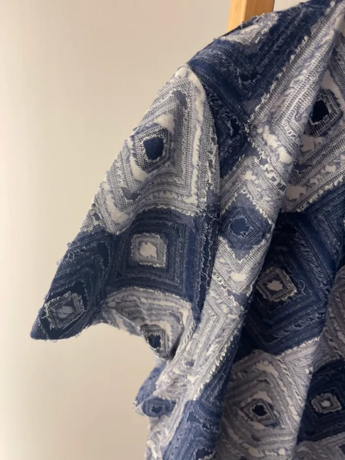Tee-shirt bleu et blanc Bréal - photo numéro 6
