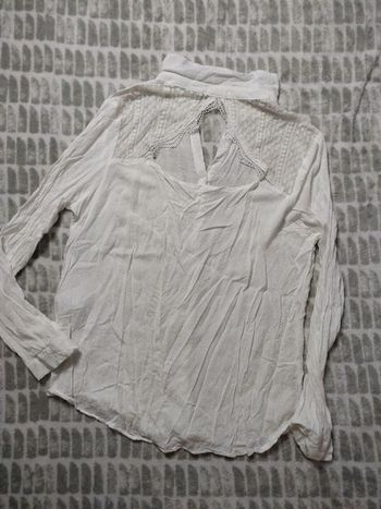 Chemise blouse chemisier blanc décolleté dos dentelle blanc manches longues Gémo taille 42