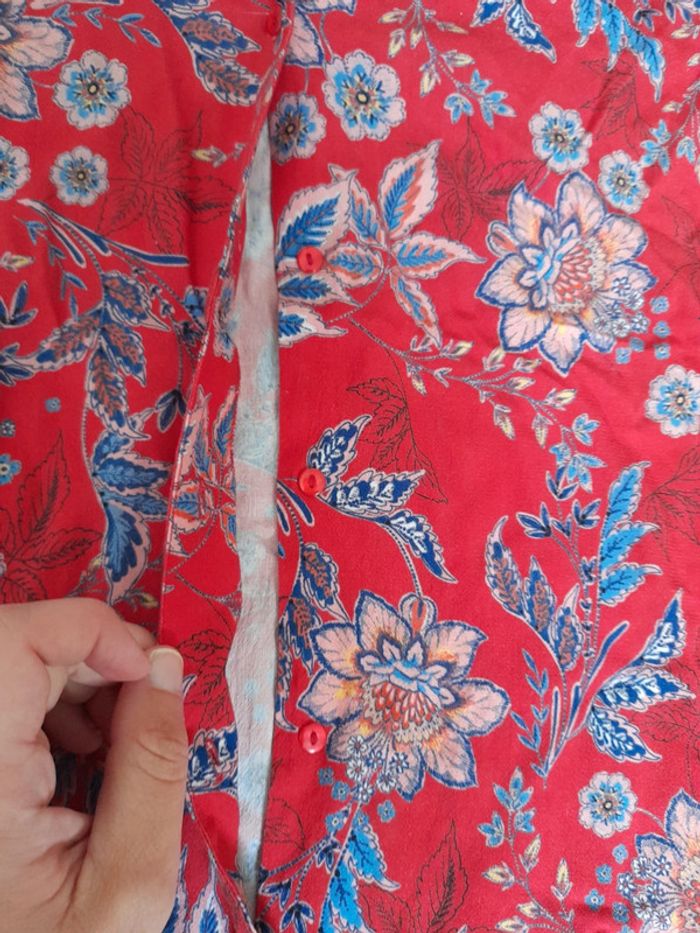 Chemisier blouse rouge fleurie - photo numéro 3