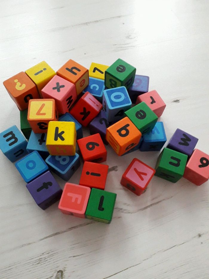 Cube en bois chiffres et lettres - photo numéro 3