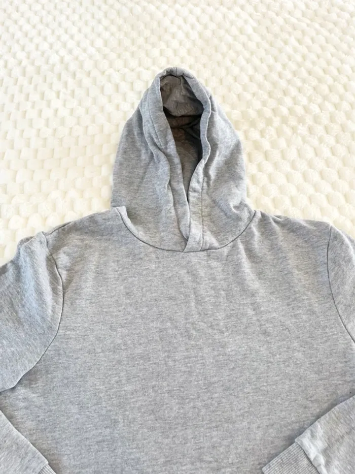 Sweat capuche gris - photo numéro 3