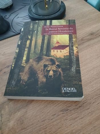 LIVRE LE BESTIAL SERVITEUR DU PASTEUR HUSSKONEN DE ARTO PAASILINNA