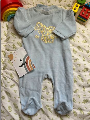 pyjama grenouillère bleu imprimé jaune 6 mois
