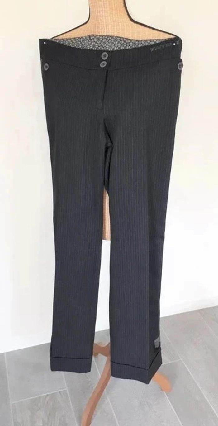 45 € Pantalon avec fines rayures Cop Copine taille 38 - photo numéro 3