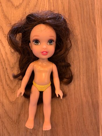 petite poupée Belle Disney dessin animé la Belle et la Bête  nue  poupée n•3