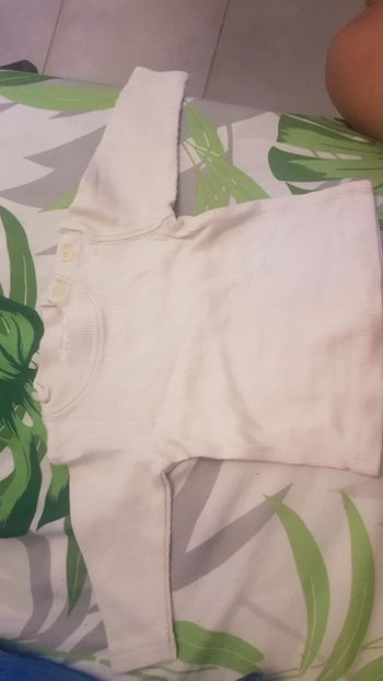 Léger pull baby Dior