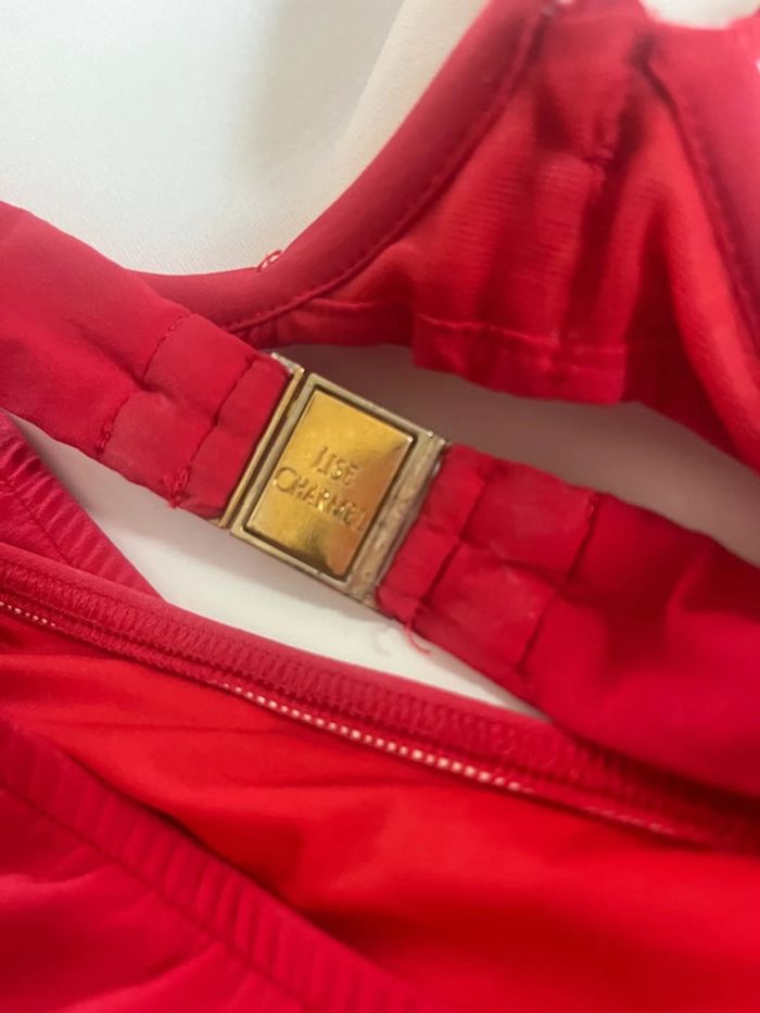 Maillot de bain deux pièces avec deux bas rouge et doré Lise Charmel Taille 42 - photo numéro 3