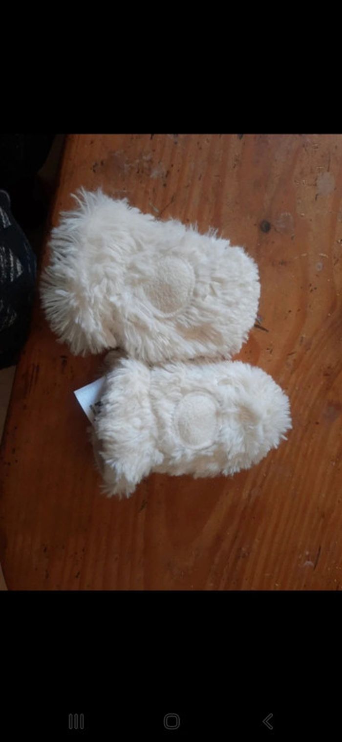 Gant tout doux blanc pâtes ourson tex