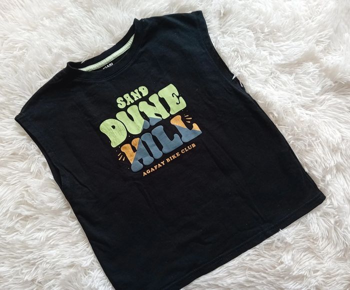 Tshirt garçon 6ans kiabi 🖤