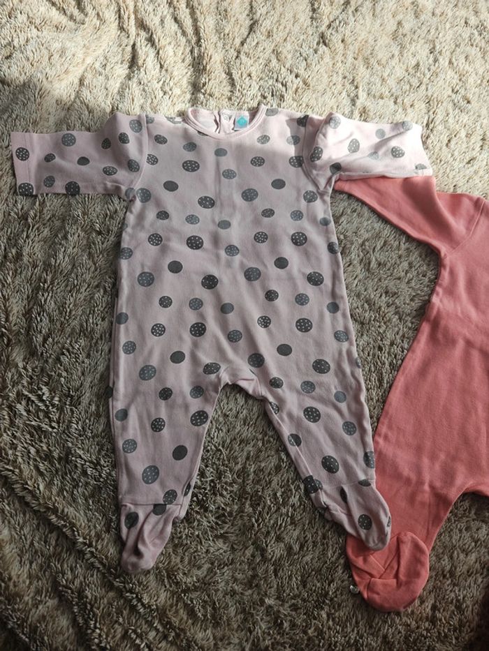 Lot pyjamas fins fille 6 mois - photo numéro 2