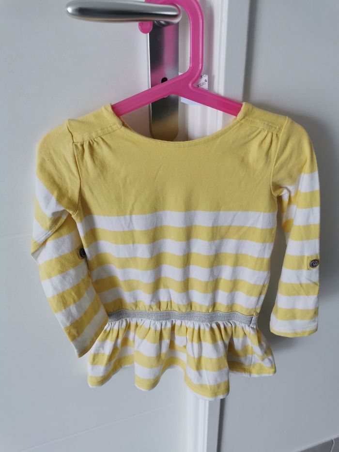 Lot vêtements fille 4ans - photo numéro 7