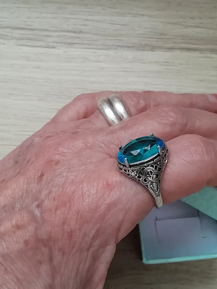 Magnifique bague, style vintage, pierre bleue, taille 60 - photo numéro 6