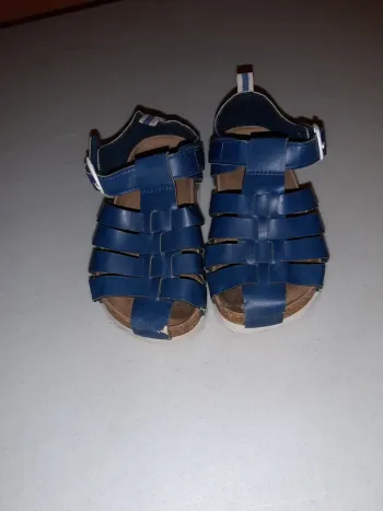 Sandales