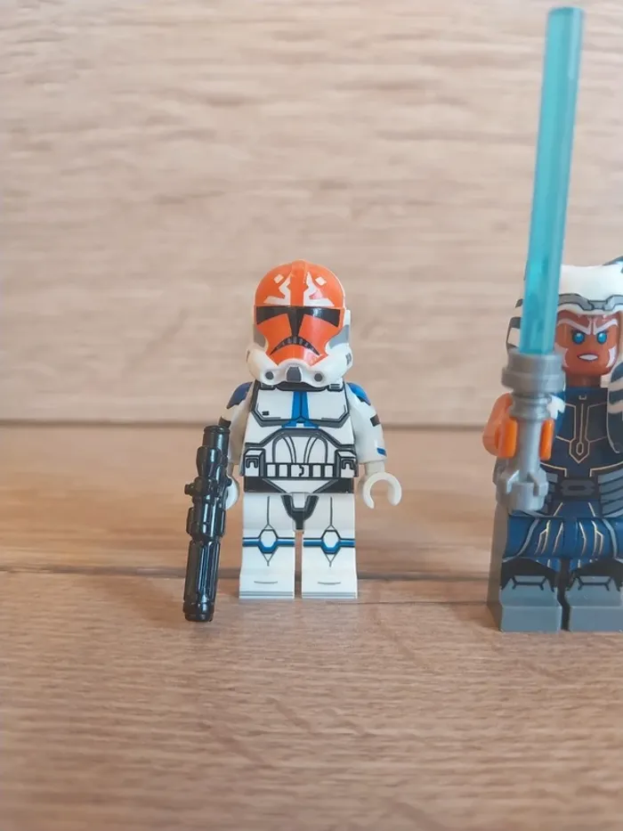 Figurines type lego Jedi Ashoka + 2 clones de la légion d'Ashoka star wars - photo numéro 4