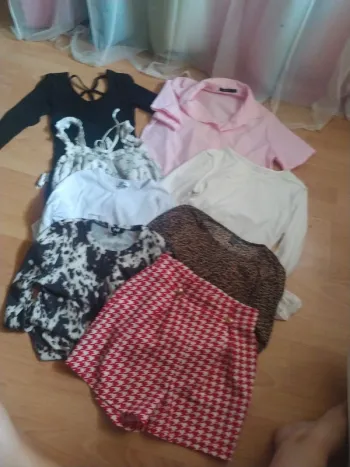 Lot de vêtements