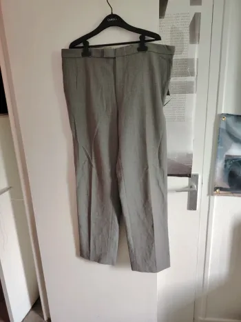 Pantalon de costume sans marque 52