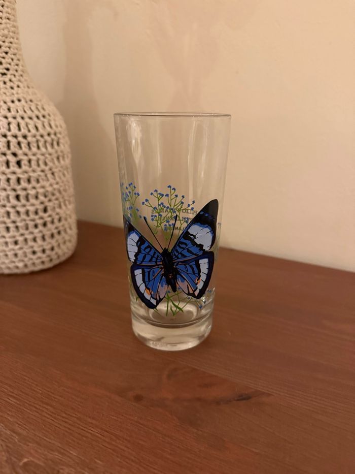 Verre avec papillons - Vintage