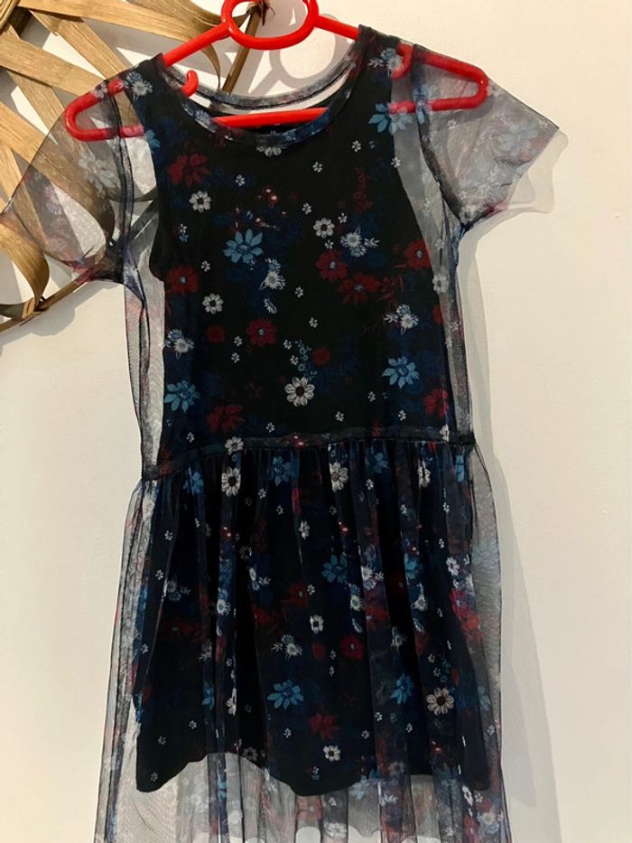 Robe noir et tulle fleuri taille 6 ans Kiabi - photo numéro 7