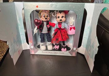 Poupee édition limitée Disney Mickey et Minnie