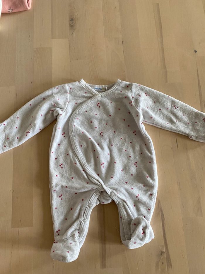 Lot 3 pyjamas - taille 0 mois - photo numéro 2