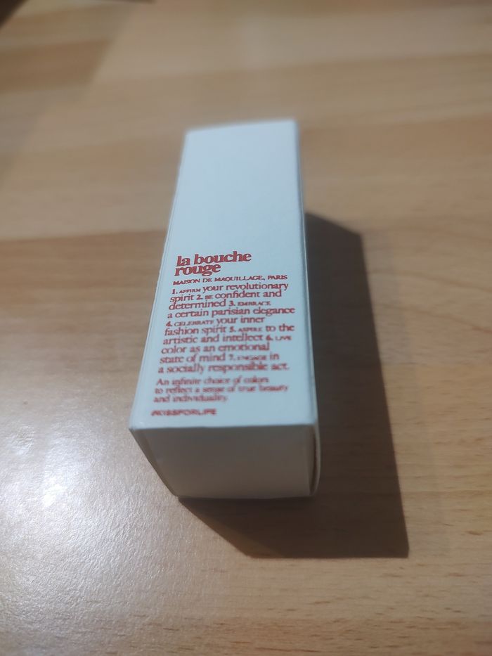 Rouge à lèvres La bouche rouge - photo numéro 6