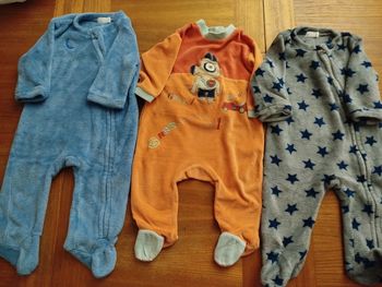 Lot de pyjamas bébé