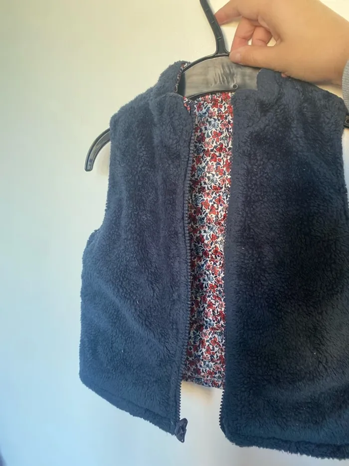 Veste sans manches très chaude taille 24 - photo numéro 2