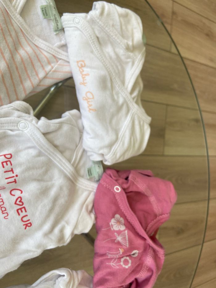 Bodys taille 1 mois - photo numéro 5
