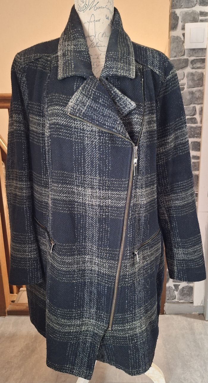 Manteau zippé bleu marine et gris à carreaux grande taille
