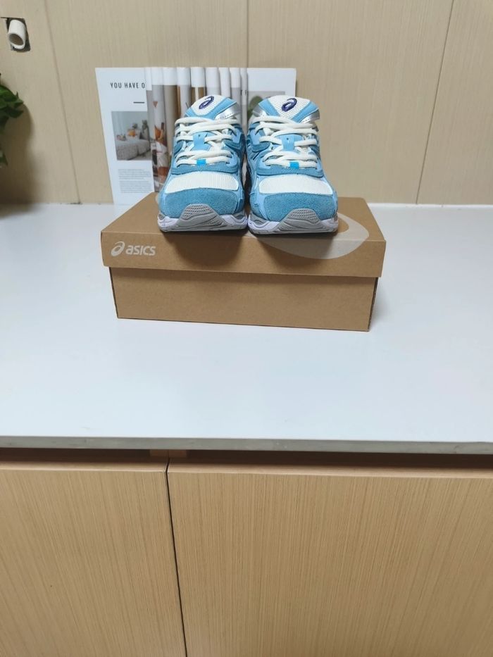 Originais ASICS Gel-NYC Cream Arctic Sky Taille 42 - photo numéro 5