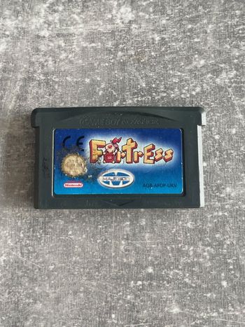 Jeu pour Nintendo Gameboy advance, Fortress en anglais.