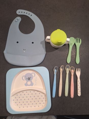 Lot vaisselle bébé
