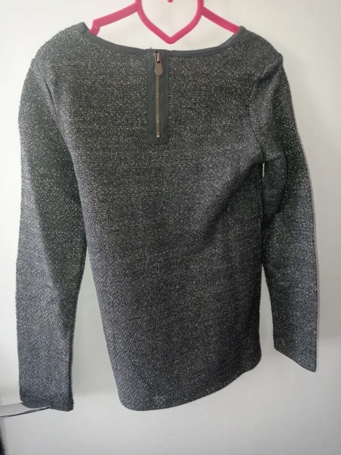 Pull fin gris et doré pour petite fille - photo numéro 3