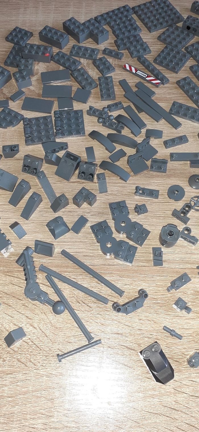 Lego gris foncé - photo numéro 3