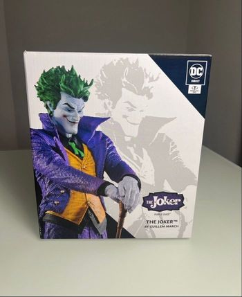 McFarlane Toys DC Comics Direct The Joker by Guillem March (The Joker Purple Craze) 1:10 Statue