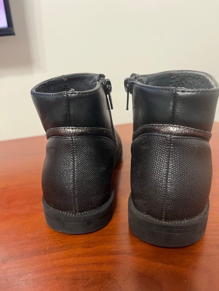 Vente de chaussures pour filles - photo numéro 4