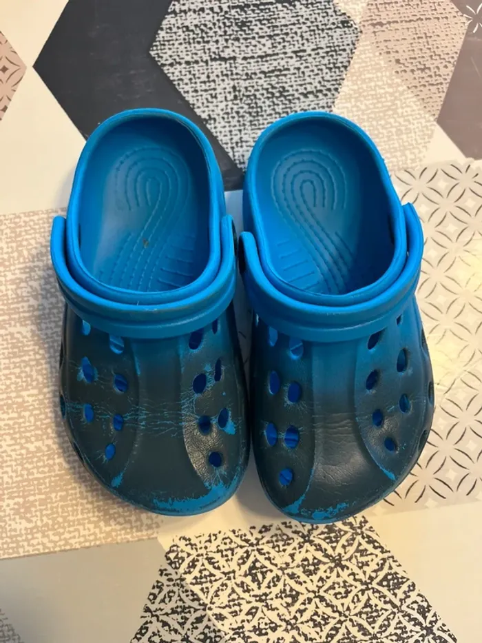 Crocs